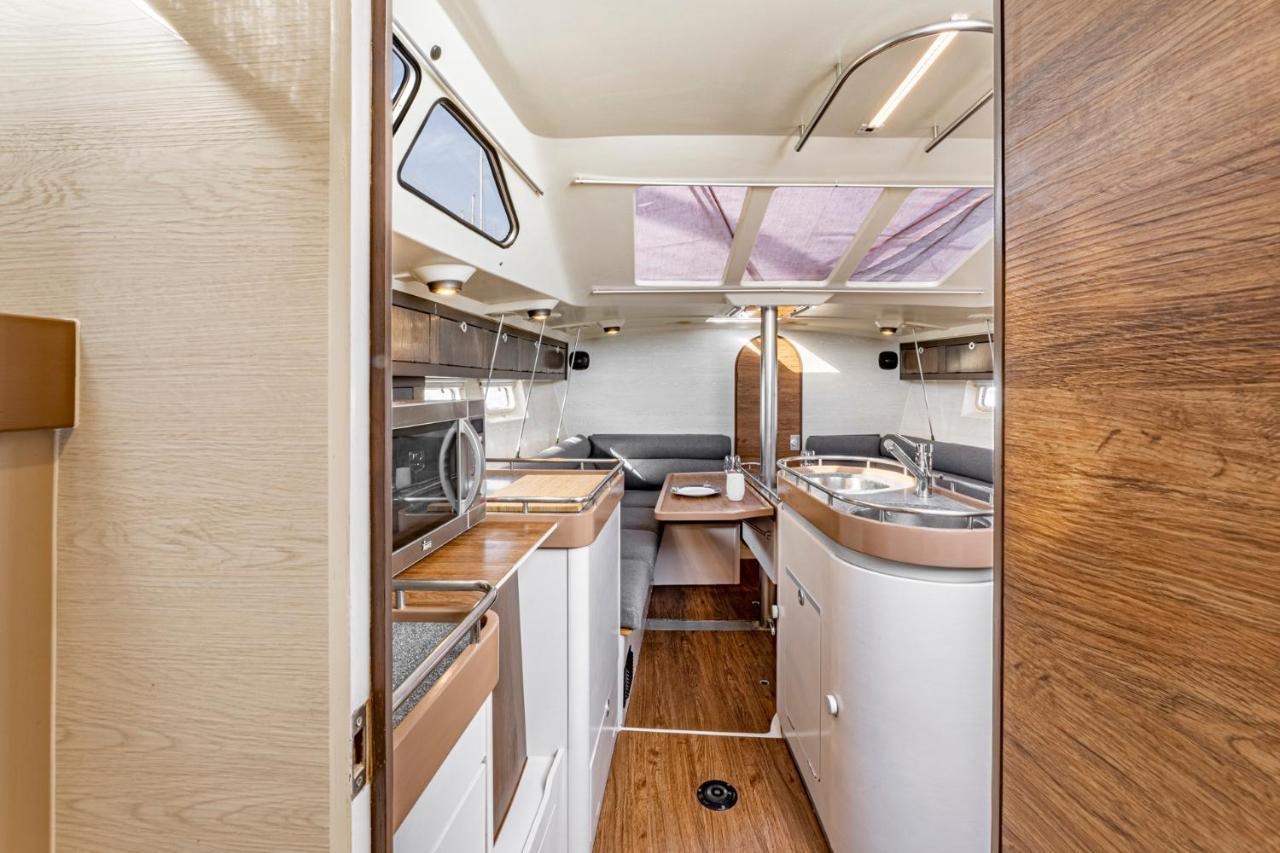 Relaxing Stay On A 38Ft Sail Yacht Arrecife  Dış mekan fotoğraf