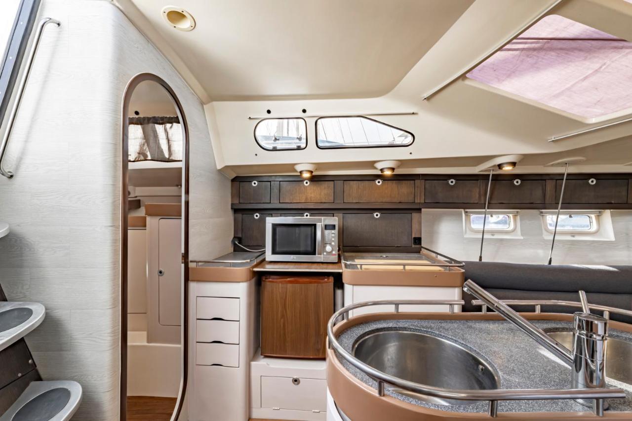 Relaxing Stay On A 38Ft Sail Yacht Arrecife  Dış mekan fotoğraf